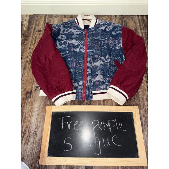 Free People Varsity Dreams Navy Quilted Ikat Print Bomber Jacket Size Small - Picture 2 of 4